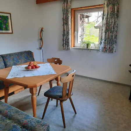 Gruenwald Nyaraló *