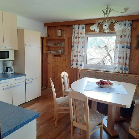 Semesterbostad Gruenwald Maishofen