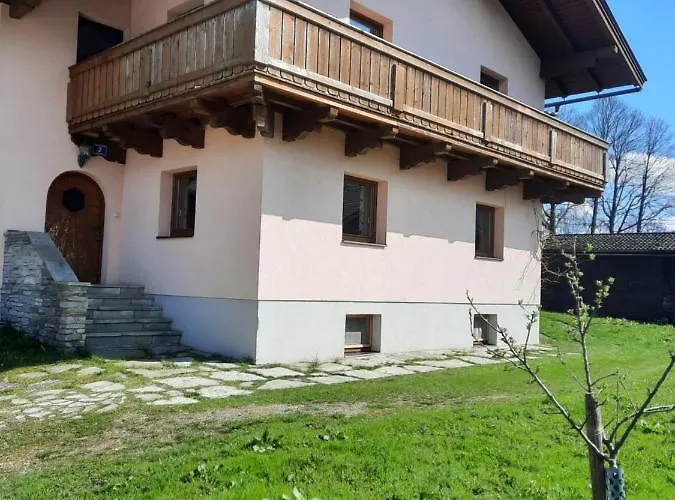 Gruenwald Nyaraló *